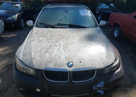 2008 BMW 328I из США, поврежденный, VIN WBAVA33518K055579